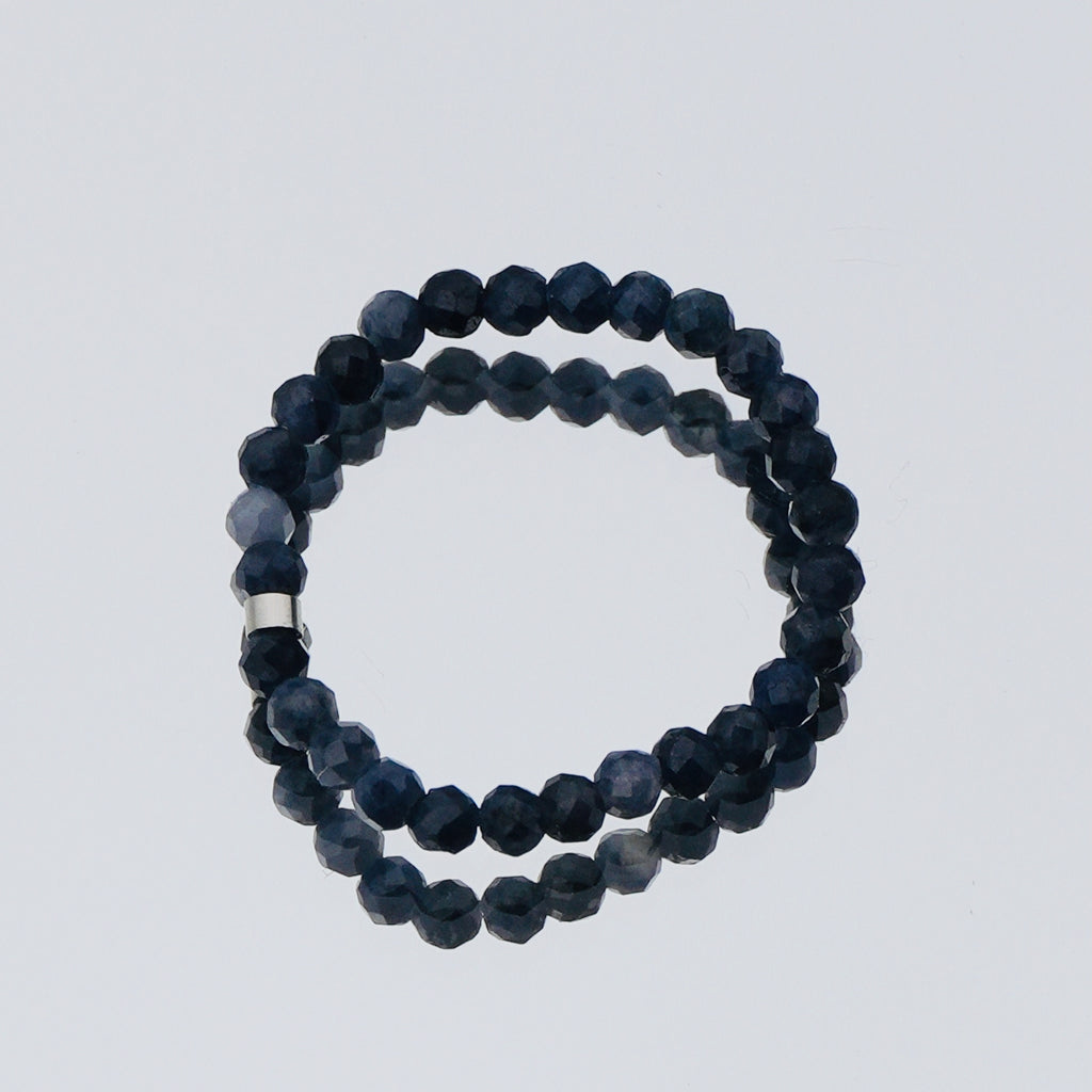 sapphire ring (september birthstone)